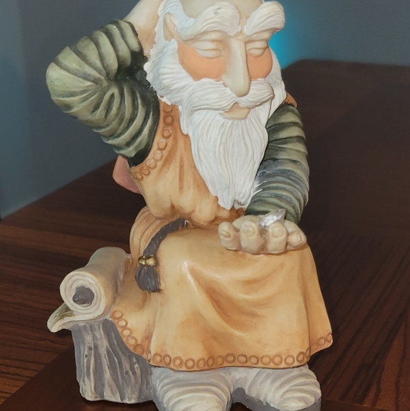 RARE VINTAGE 1988 COLECTIBAL WORLD OF KRYSTONIA FIGURINE. MADE IN ENGLAND - Picture 5 of 15